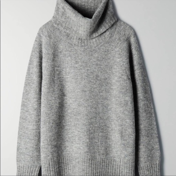 Aritzia Community Plutarch Turtleneck Sweater - Picture 6 of 11
